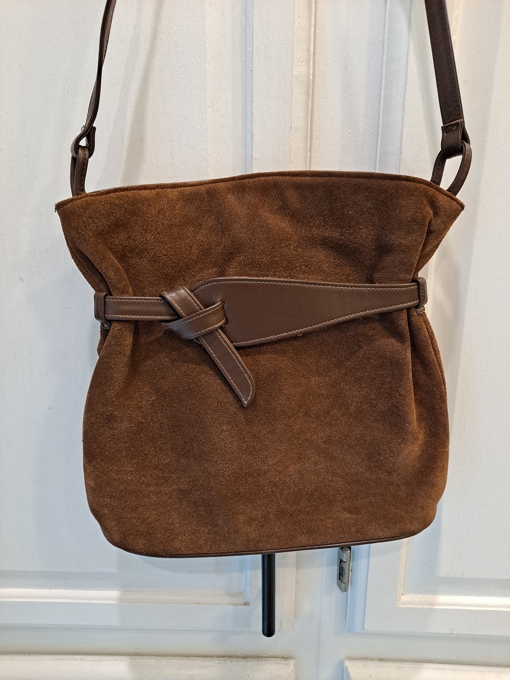 Mardane USA Vintage 70s Brown Suede Leather Shoulder Bag Knot-Detail Belt